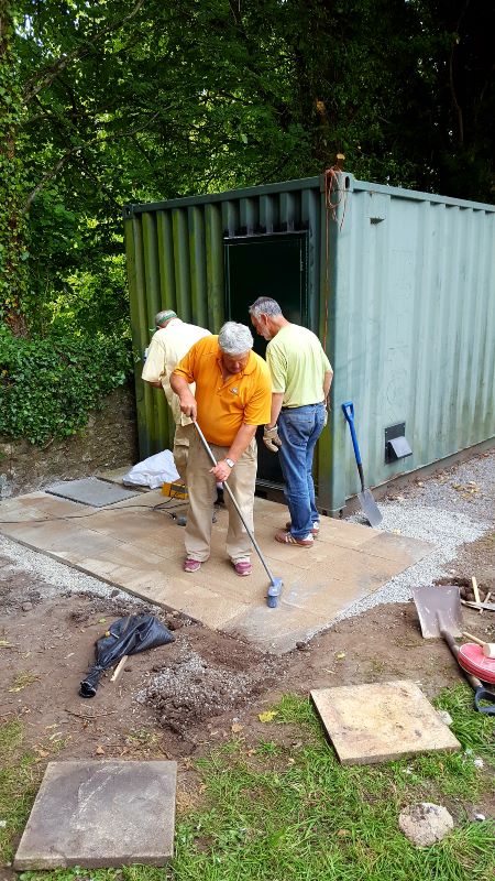 Jim, Glyn and Richard laying slabs