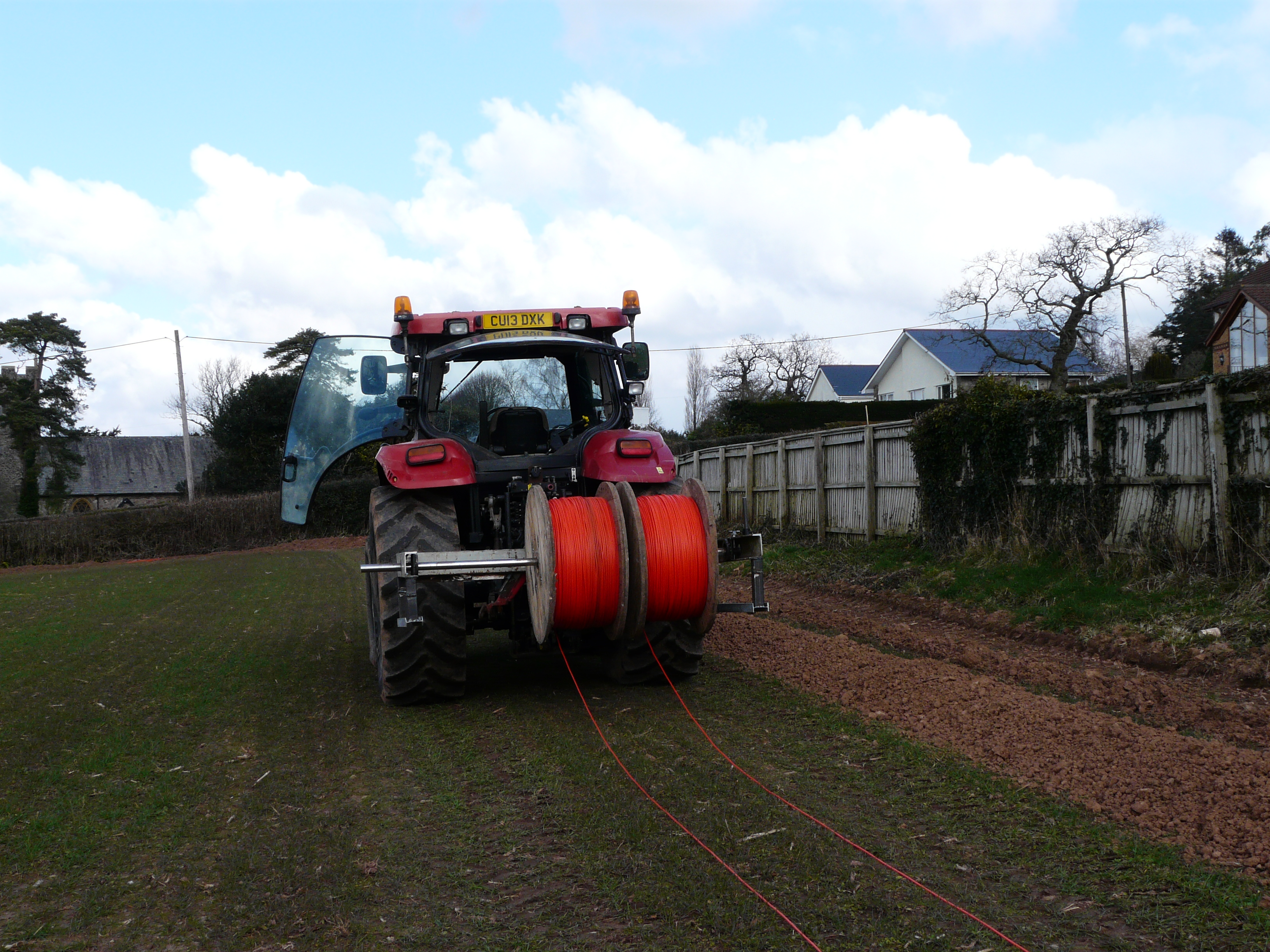 Tractor laying ducting