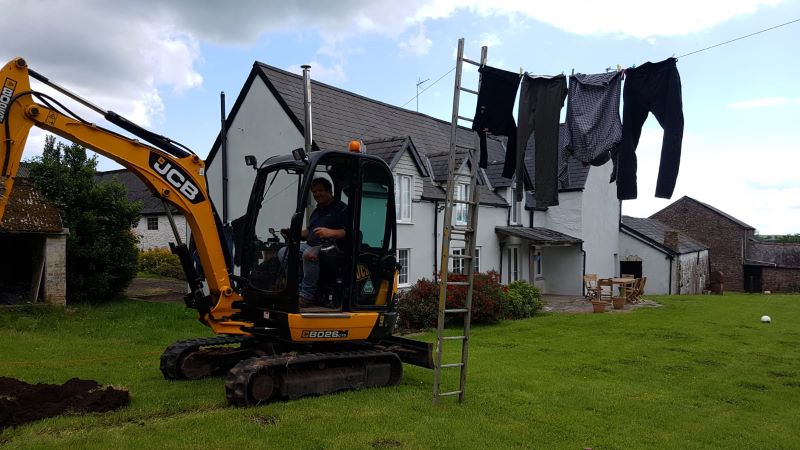 Trenching under washing